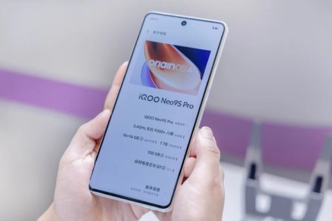 Инсайды #3392: CMF Phone (1), Xiaomi Mix Flip и Mix Fold 4, iQOO Neo 9s Pro и vivo X100s4