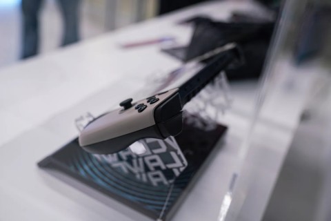MSI Claw 8 AI Plus